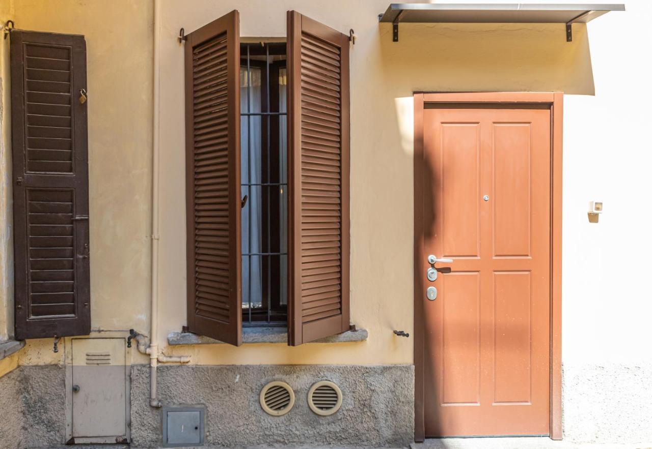 Xenia Apartments - Accogliente Pied-A-Terre Sui Navigli Milano Exterior foto