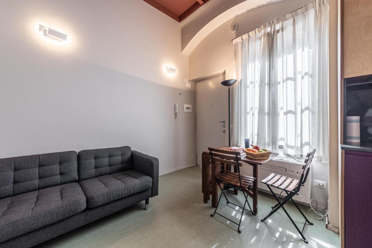 Xenia Apartments - Accogliente Pied-A-Terre Sui Navigli Milano Exterior foto